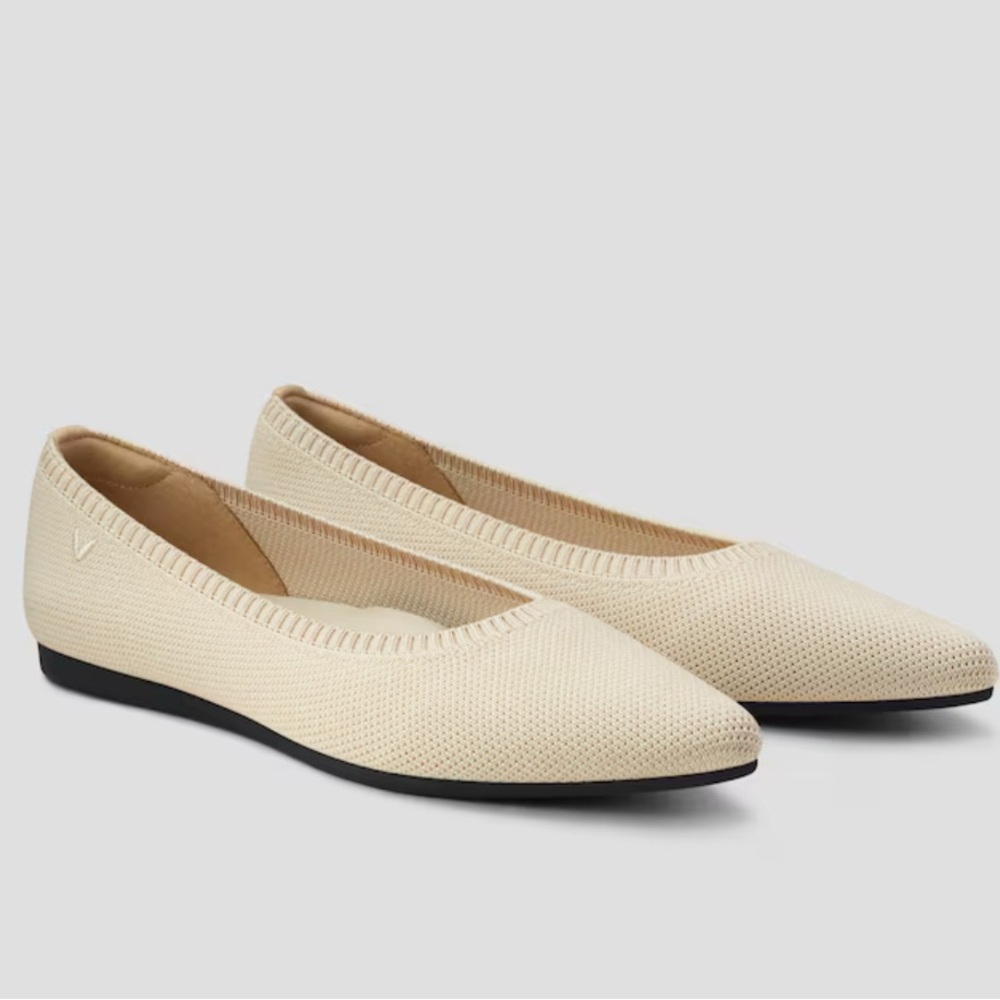 Vivaia Pointed-Toe Ballet Flats in Cream Ivory